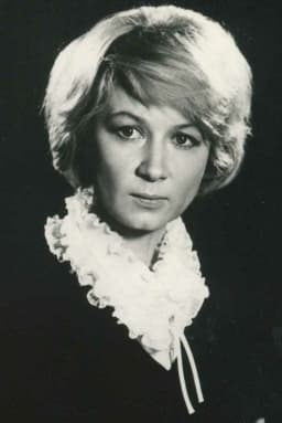 Alla Demidova
